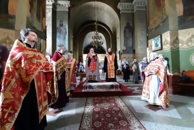 В день ангела Святейшего Патриарха Кирилла иерархи Днепропетровской епархии совершили благодарственный молебен