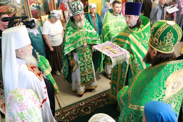 Божественная литургия в храме прп. Антония и Феодосия Киево-Печерских