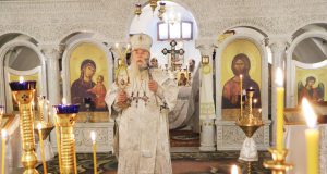 В дни Рождественских святок митрополит Ириней с архипастырским визитом посетил Свято-Успенский собор г. Днепра
