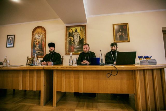 Руководитель юридического отдела Днепропетровской епархии принял участие в очередном собрании представителей епархиальных юридических отделов УПЦ