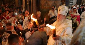 Митрополит Ириней возглавил Пасхальное богослужение в Свято-Троицком кафедральном соборе г. Днепра