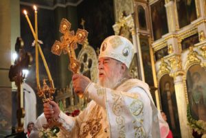 Митрополит Ириней возглавил Пасхальное богослужение в Свято-Троицком кафедральном соборе г. Днепра