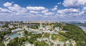 В День независимости во всех храмах и монастырях УПЦ будут молиться за Украину