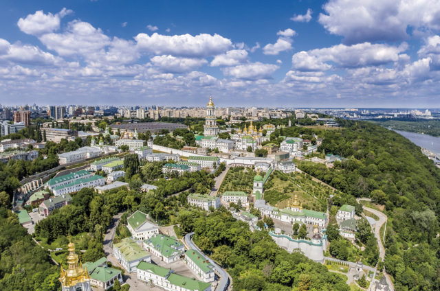 В День независимости во всех храмах и монастырях УПЦ будут молиться за Украину