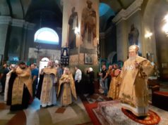 Накануне Недели митрополит Ириней совершил всенощное бдение в главном соборе Днепра