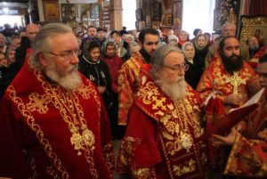 Иерархи Днепропетровской епархии совершили Божественную Литургию в Тихвинской обители
